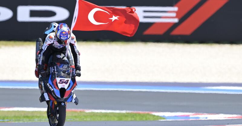 Toprak Razgatlioglu, la situazione: le parole di Kenan Sofoglu, la smentita di BMW e le tre strade che portano alla MotoGP (una in Italia)