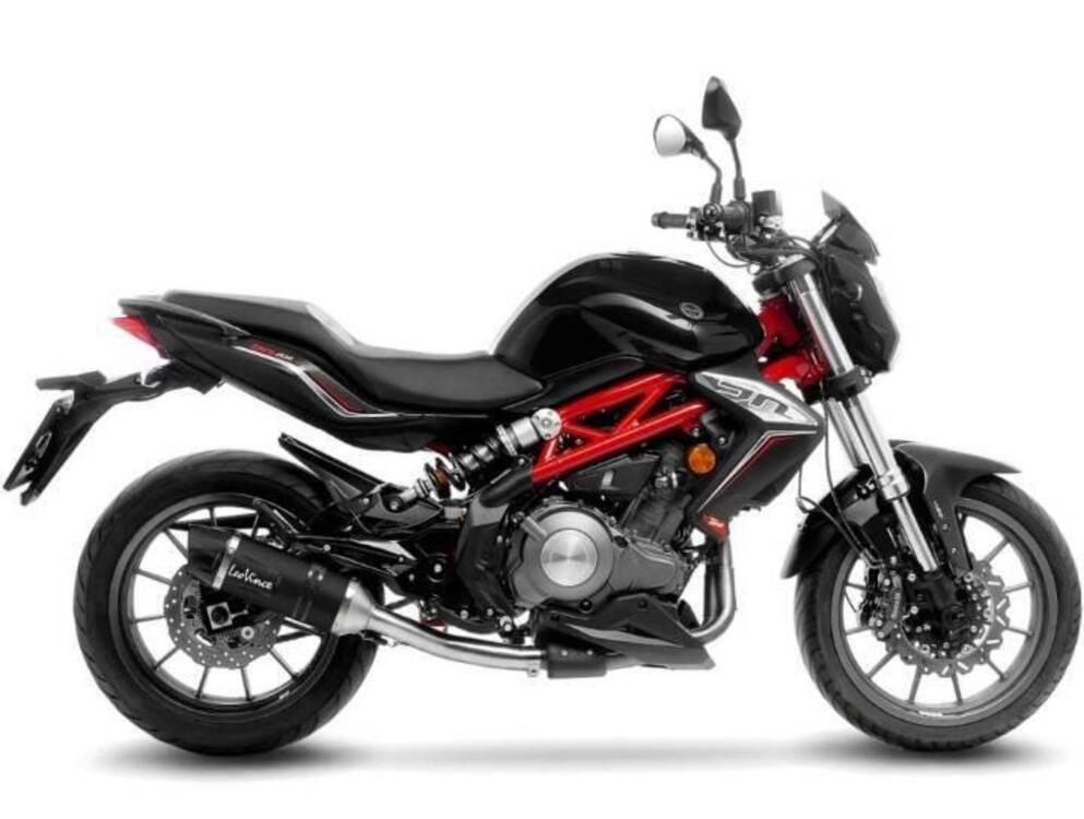 Benelli BN 302 R (2017 - 20) (5)