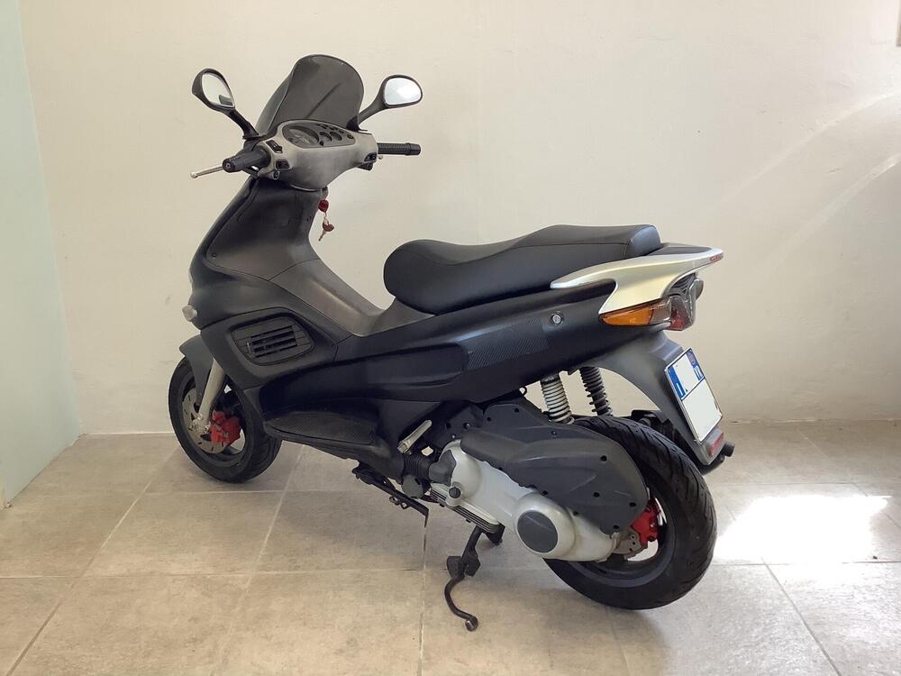 Gilera Runner 125 FX (5)