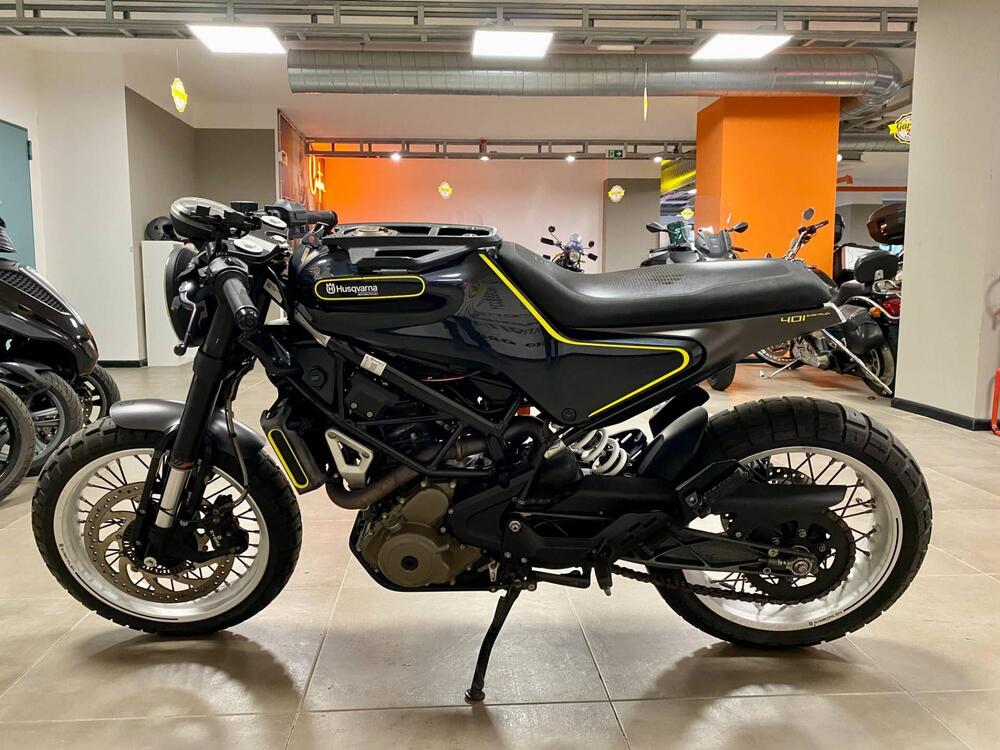 Husqvarna Svartpilen 401 (2018 - 19) (4)