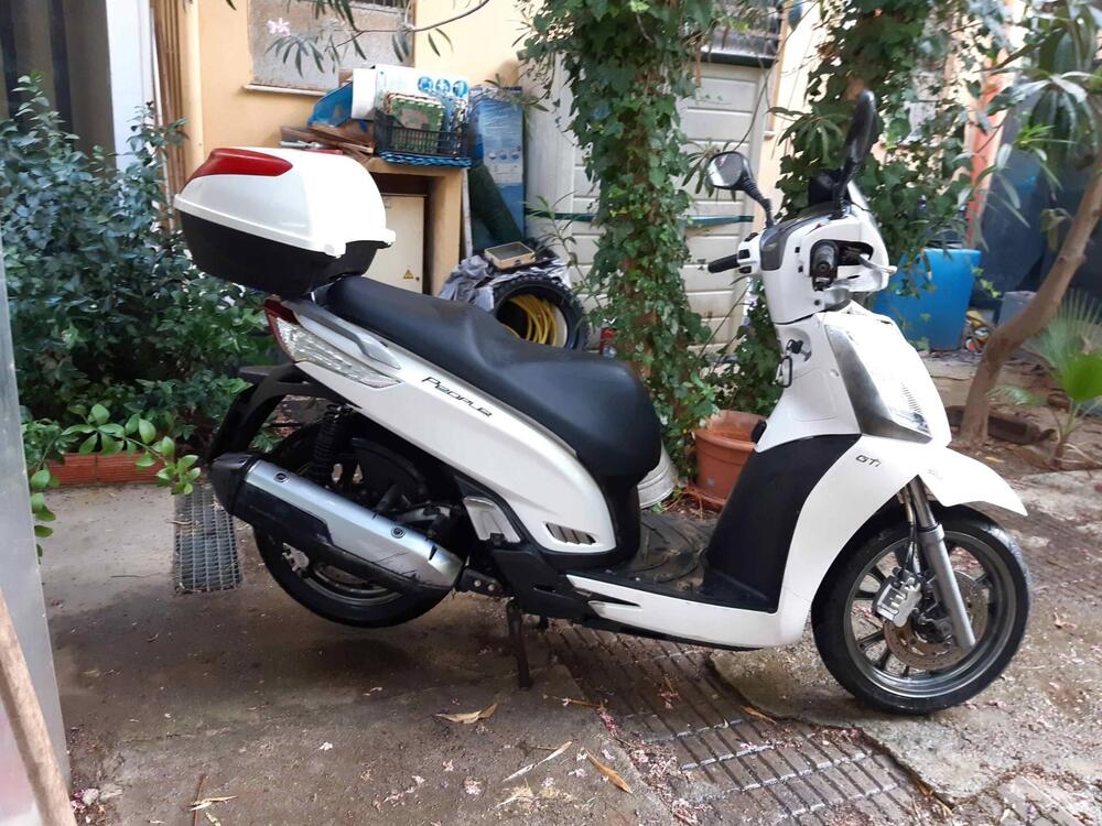 Kymco People 300i GT ABS (2010 - 17) (2)