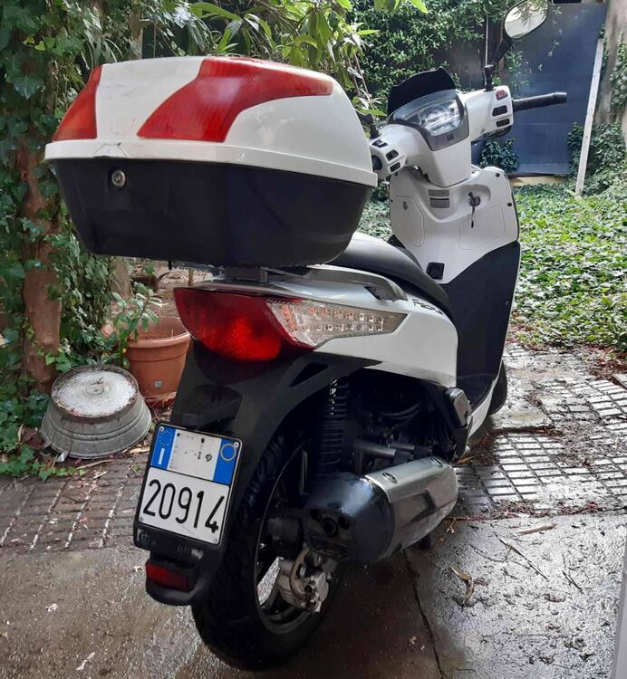 Kymco People 300i GT ABS (2010 - 17) (5)