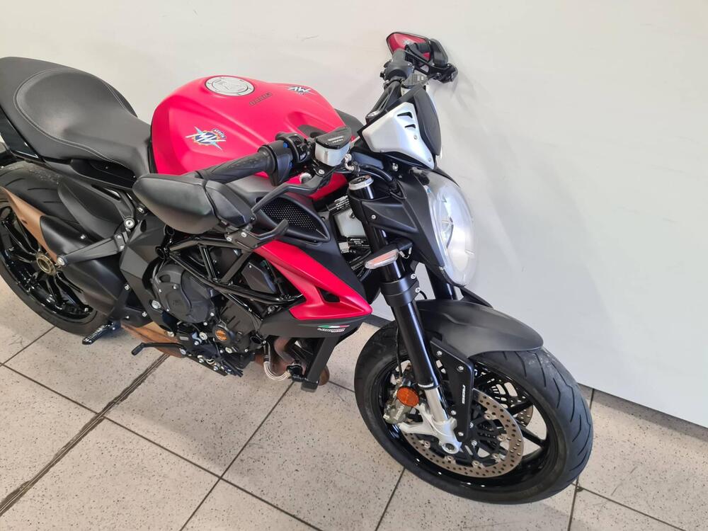 MV Agusta Dragster 800 Rosso (2021 - 23) (3)