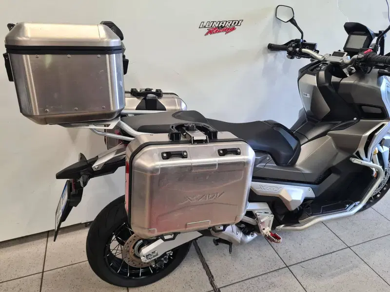 Honda X-ADV 750 (2018 - 20) (2)