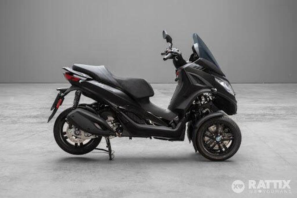 Piaggio MP3 300 ABS Hpe (2021 - 24) (3)