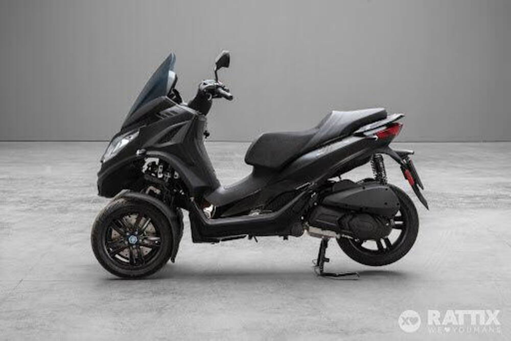 Piaggio MP3 300 ABS Hpe (2021 - 24) (4)