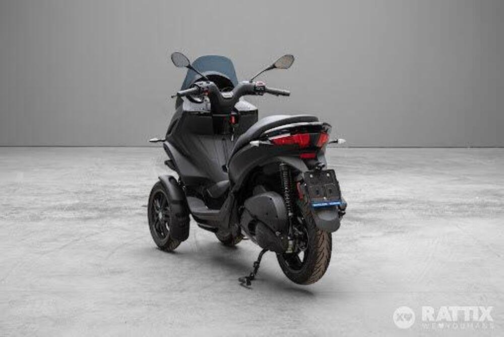 Piaggio MP3 300 ABS Hpe (2021 - 24) (5)