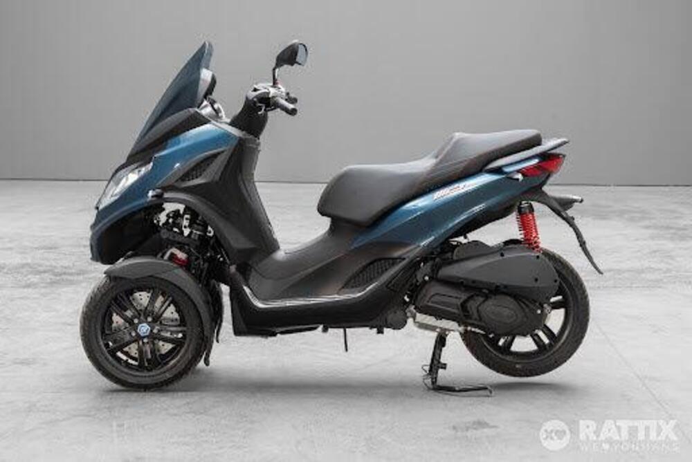 Piaggio MP3 300 Sport ABS Hpe (2021 - 24) (4)