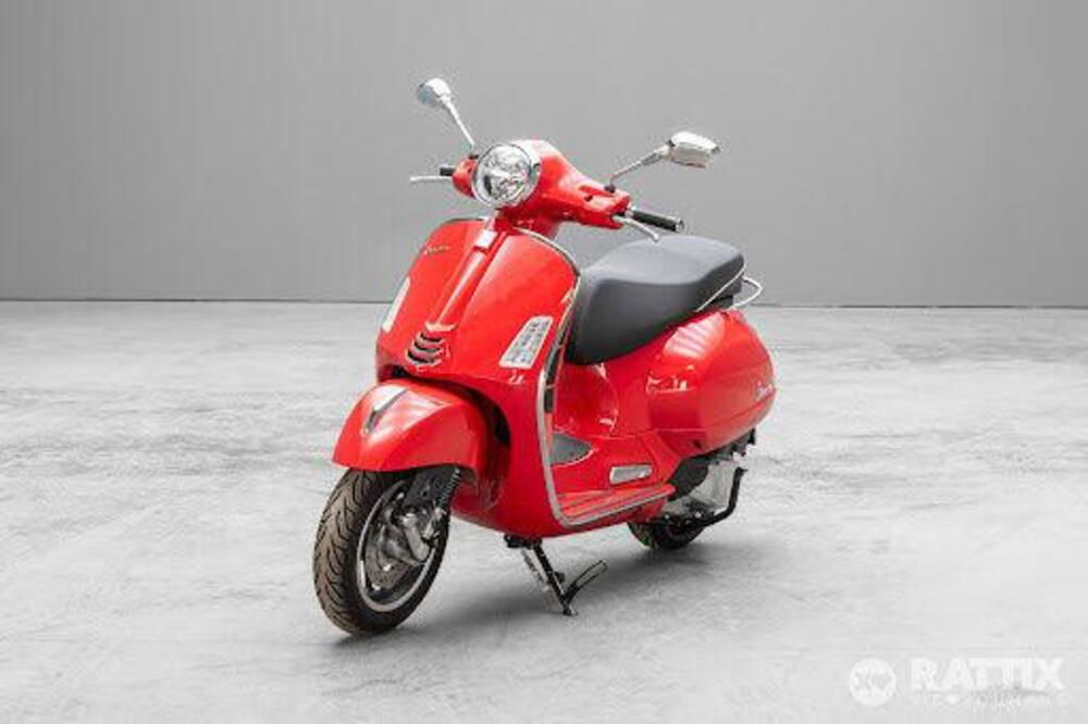 Vespa GTS 300 Super (2023 - 24) (2)