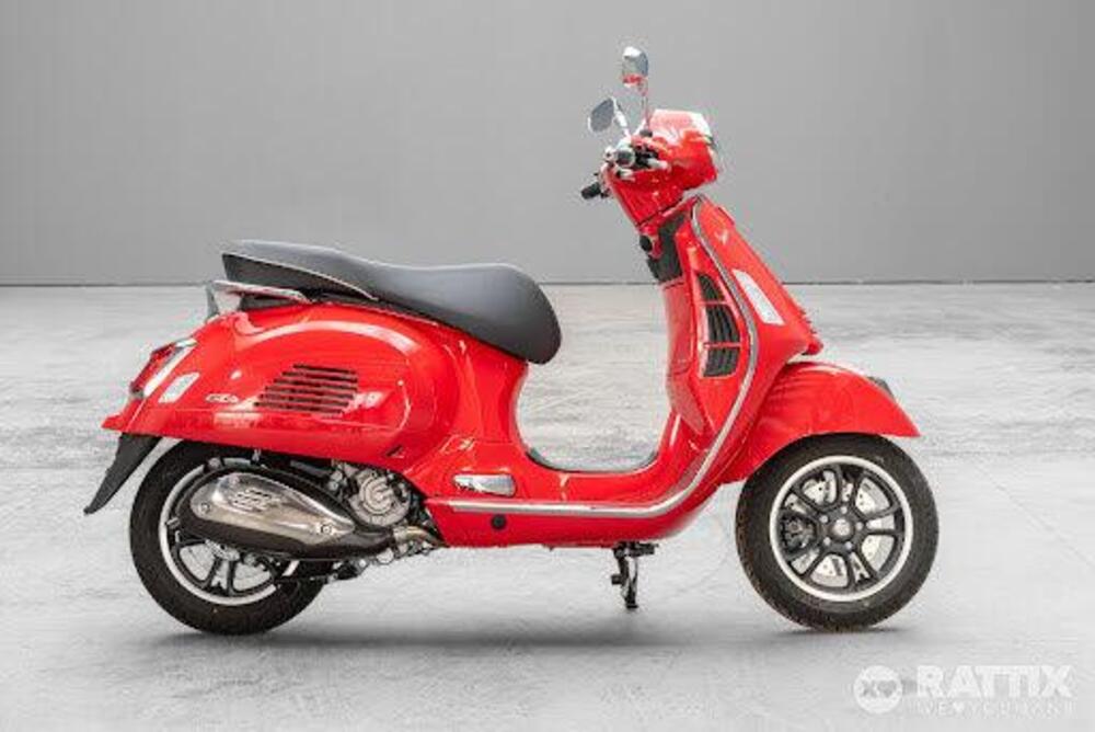 Vespa GTS 300 Super (2023 - 24) (3)