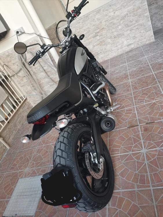 Ducati Scrambler 800 Icon Dark (2021 - 22)