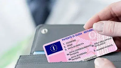 Patenti moto: le tipologie, i costi, farla da privatista. Tutto quello che c'&egrave; da sapere [GUIDA]