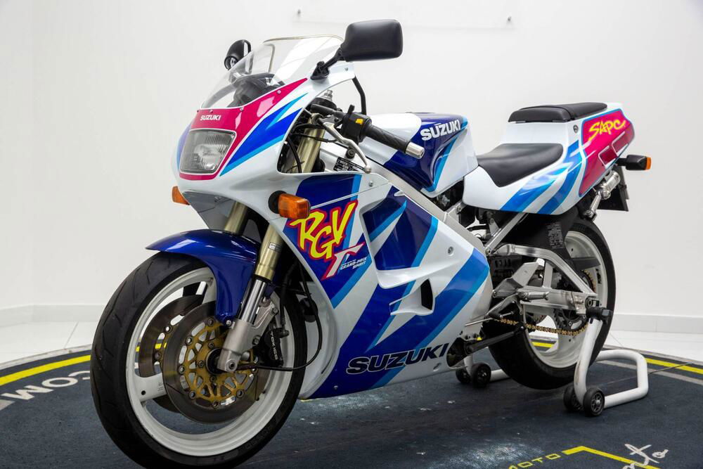 Suzuki RGV 250 (1989 - 97) (3)