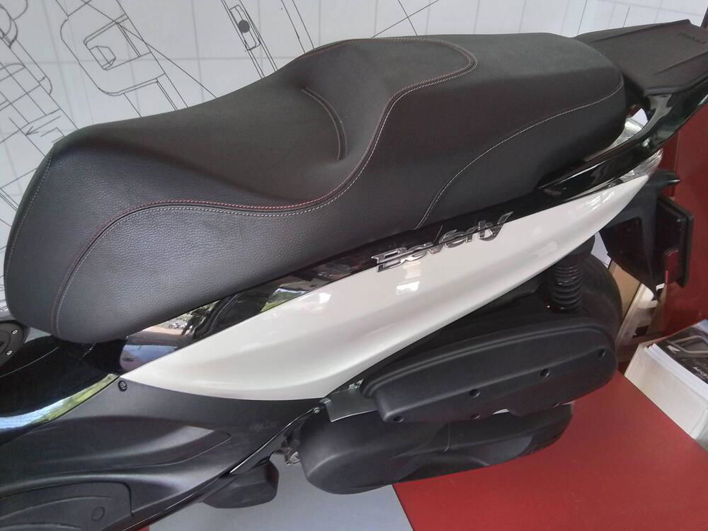 Piaggio Beverly 350 S ABS (2019 - 20) (5)