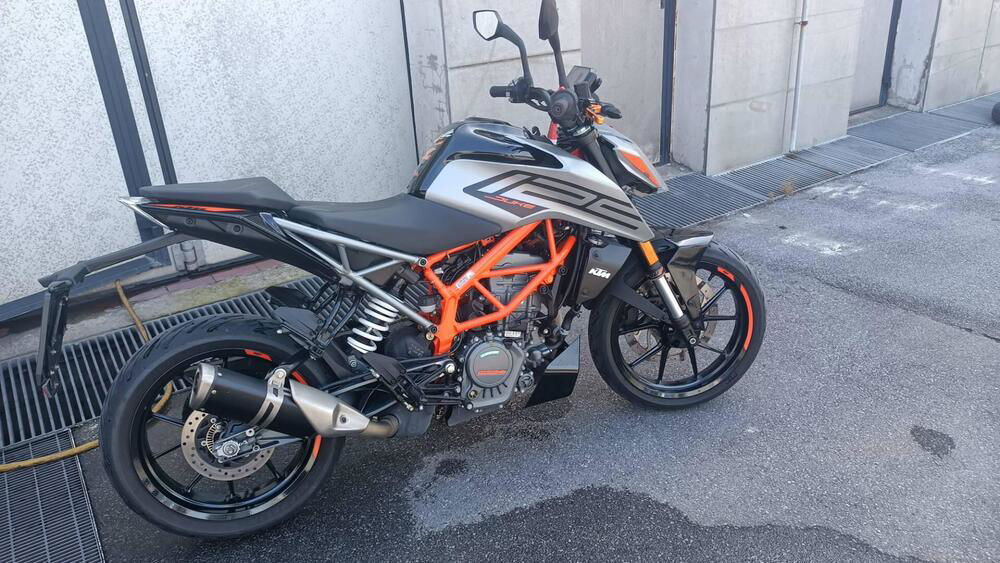 KTM 125 Duke (2021 - 23) (4)