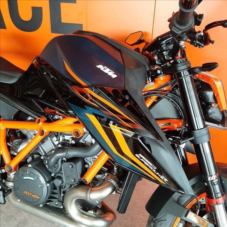 KTM 1290 Super Duke R ABS (2014 - 16) (3)