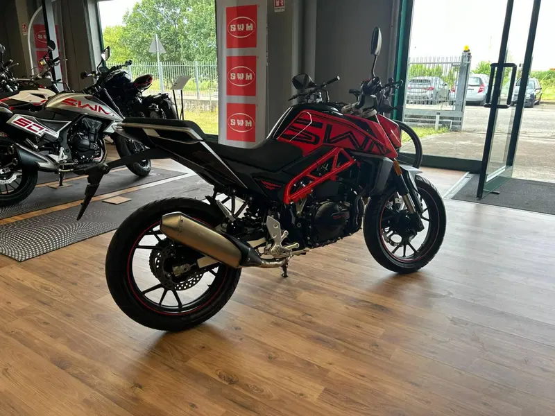 Swm Hoku 400 (2023 - 25) (8)