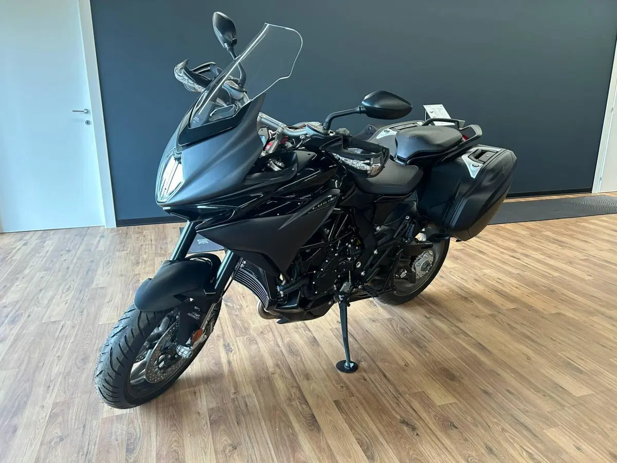 MV Agusta Turismo Veloce 800 Lusso SCS (2021 - 26) (6)