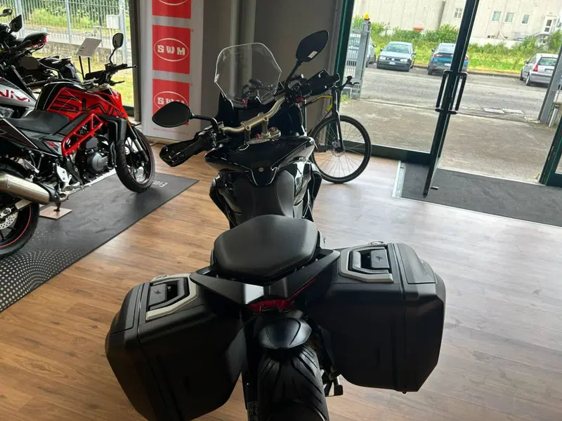 MV Agusta Turismo Veloce 800 Lusso SCS (2021 - 26) (20)
