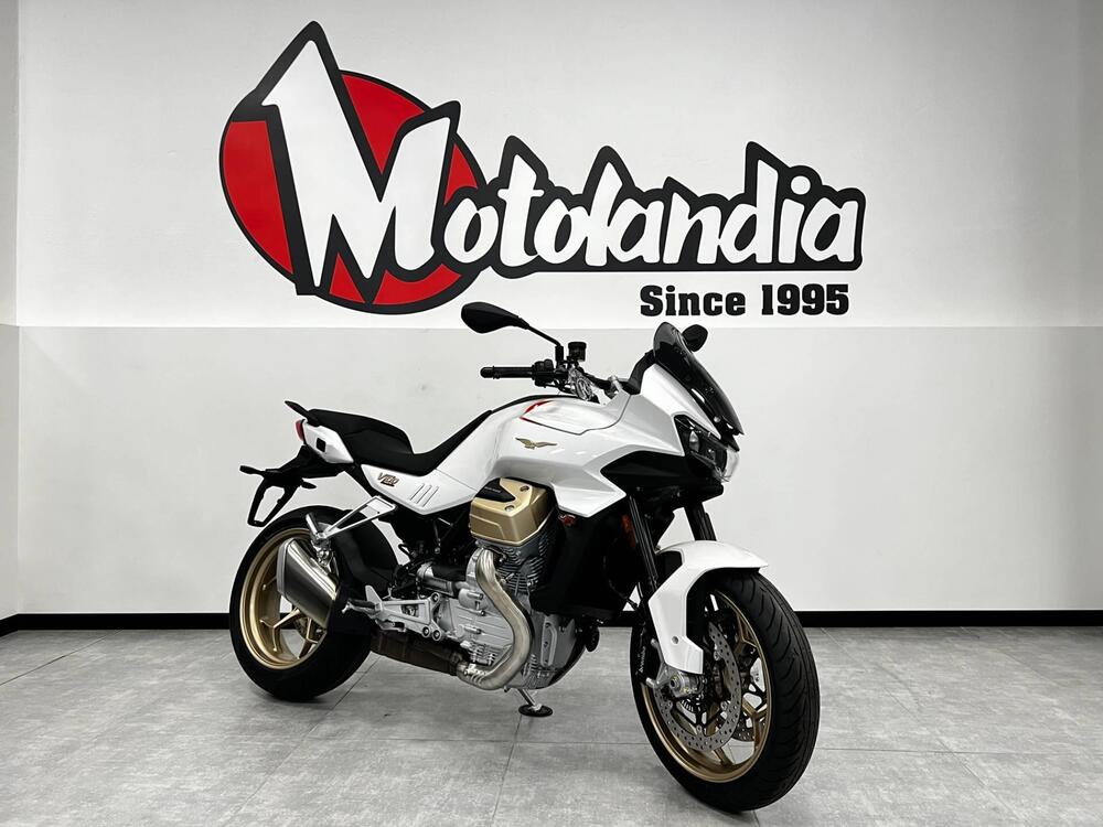 Moto Guzzi V100 Mandello (2023 - 24)