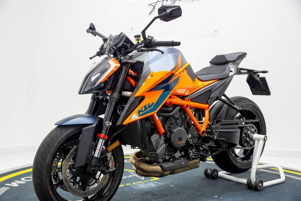 KTM 1290 Super Duke R (2022 - 23) (3)