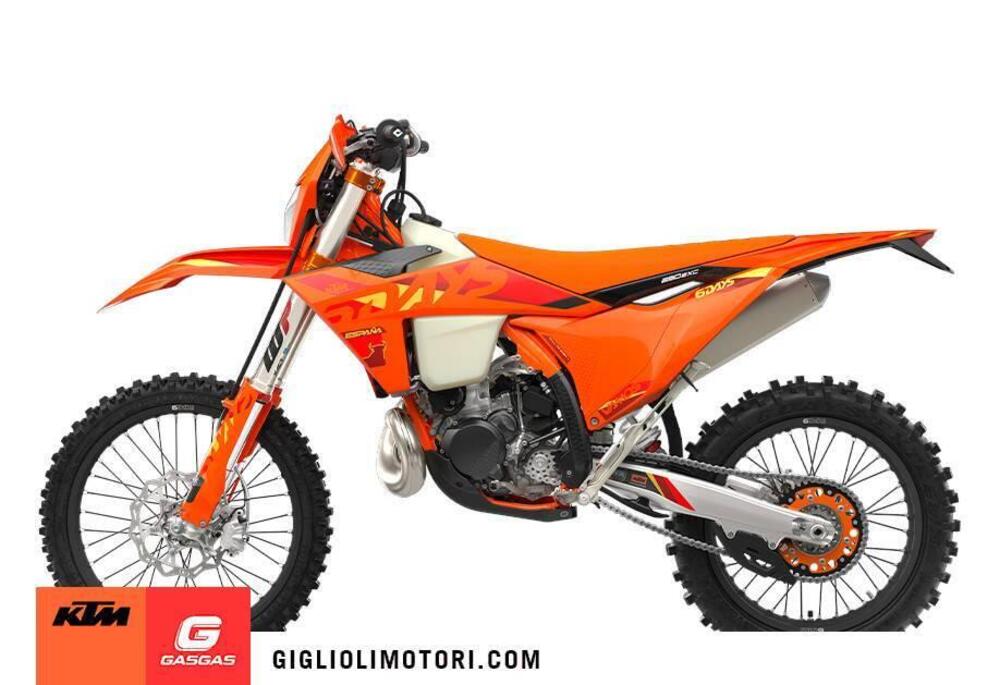 KTM EXC 250 Six Days (2025) (2)