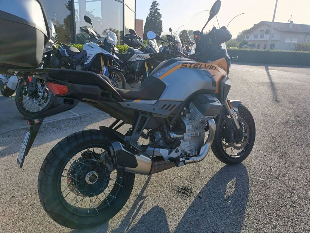 Moto Guzzi Stelvio PFF (2024) (2)