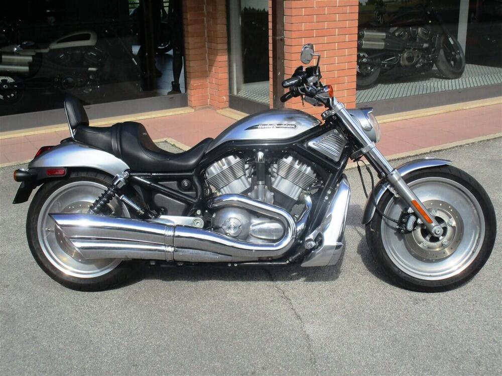 Harley-Davidson 1130 V-ROD (2002 - 05) - VRSCB