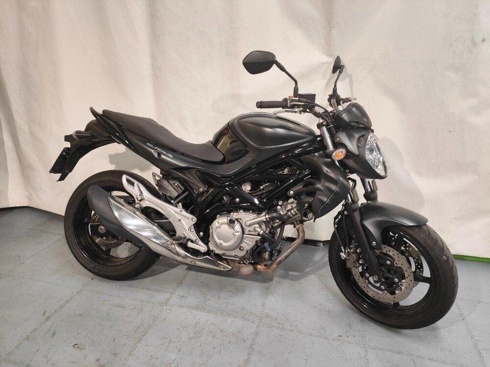 Suzuki Gladius 650 SFV ABS (2009 - 15)