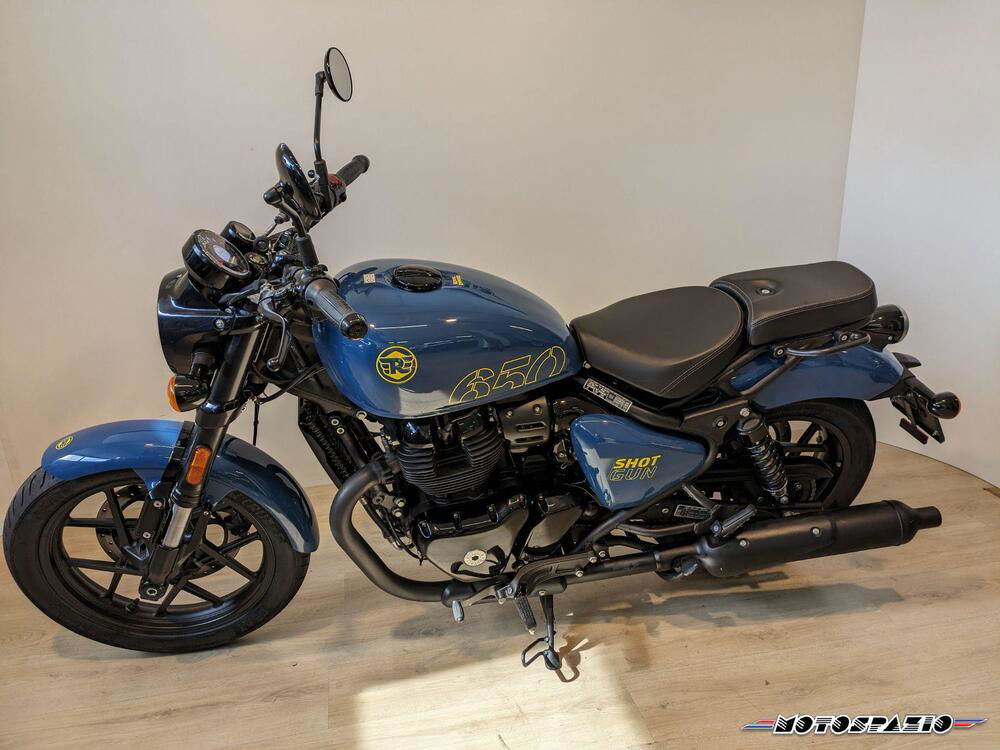 Royal Enfield Shotgun 650 (2024) (4)