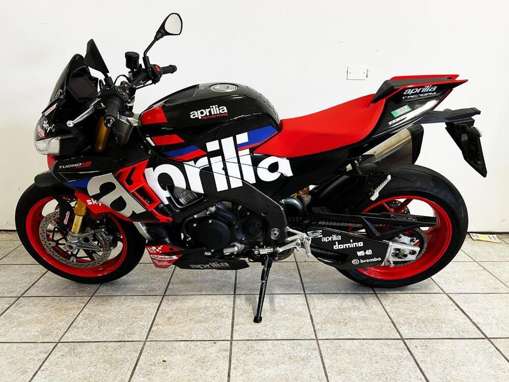 Aprilia Tuono 1100 V4 Factory (2021 - 24) (4)