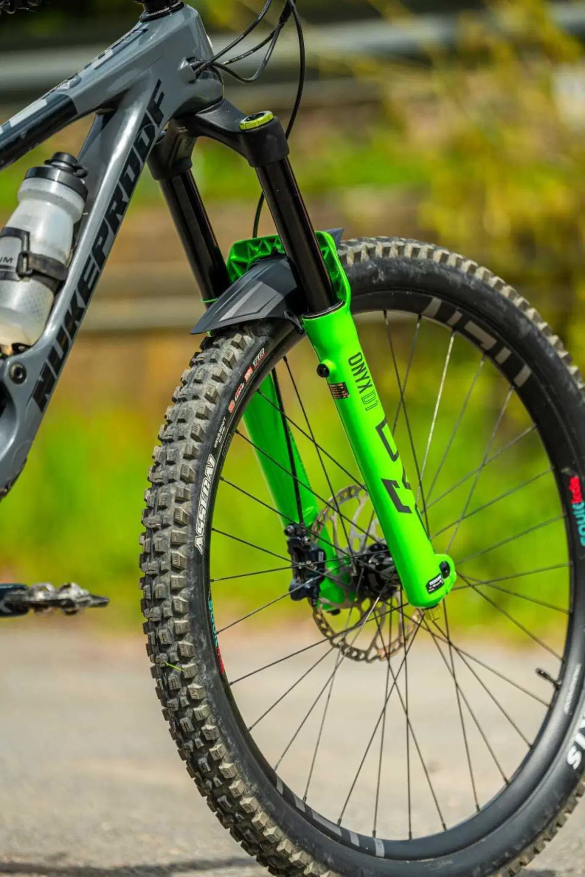 Come si fa a fare l'upgrade di una sospensione da eMTB? Vi mostriamo quella di DVO (15)