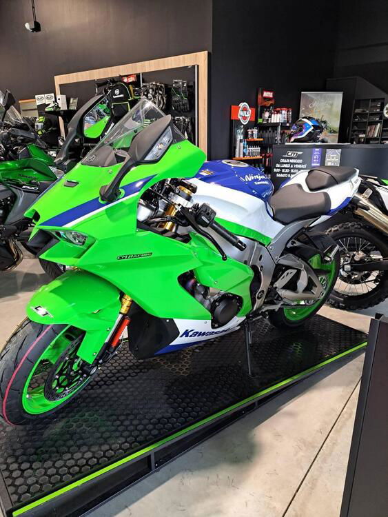 Kawasaki Ninja 1000 ZX-10R 40th Anniversary Edition (2024) (3)