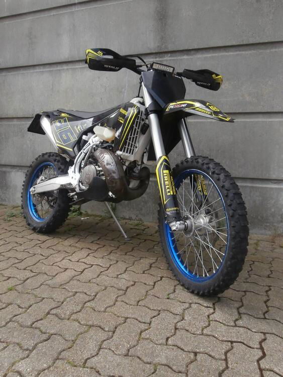 Husqvarna TE 300i (2019) (5)