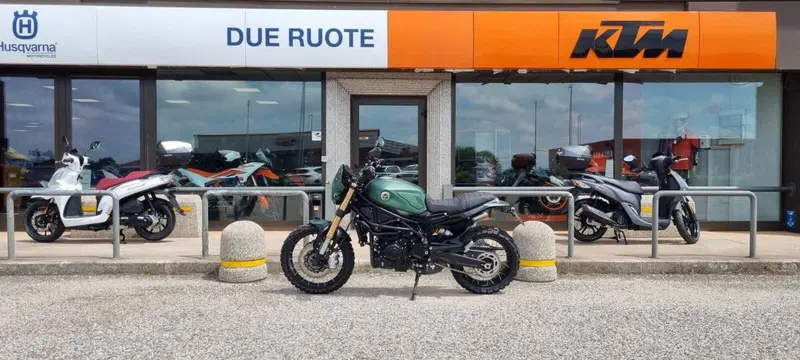 Benelli Leoncino 800 Trail (2022 - 26) (2)