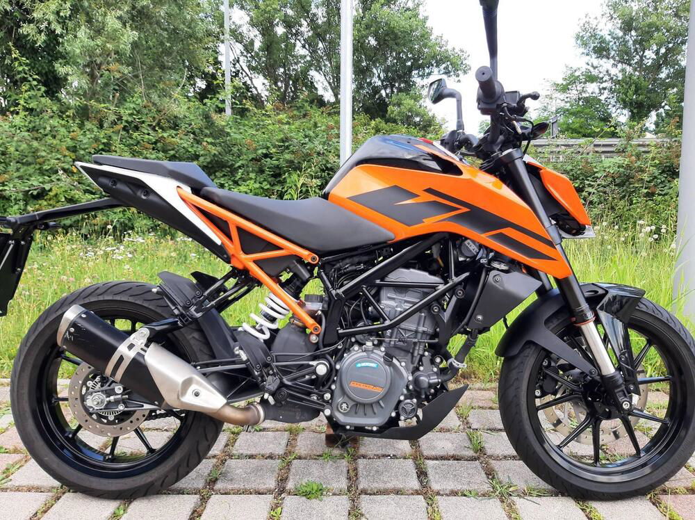 KTM 125 Duke ABS (2017 - 20) (2)