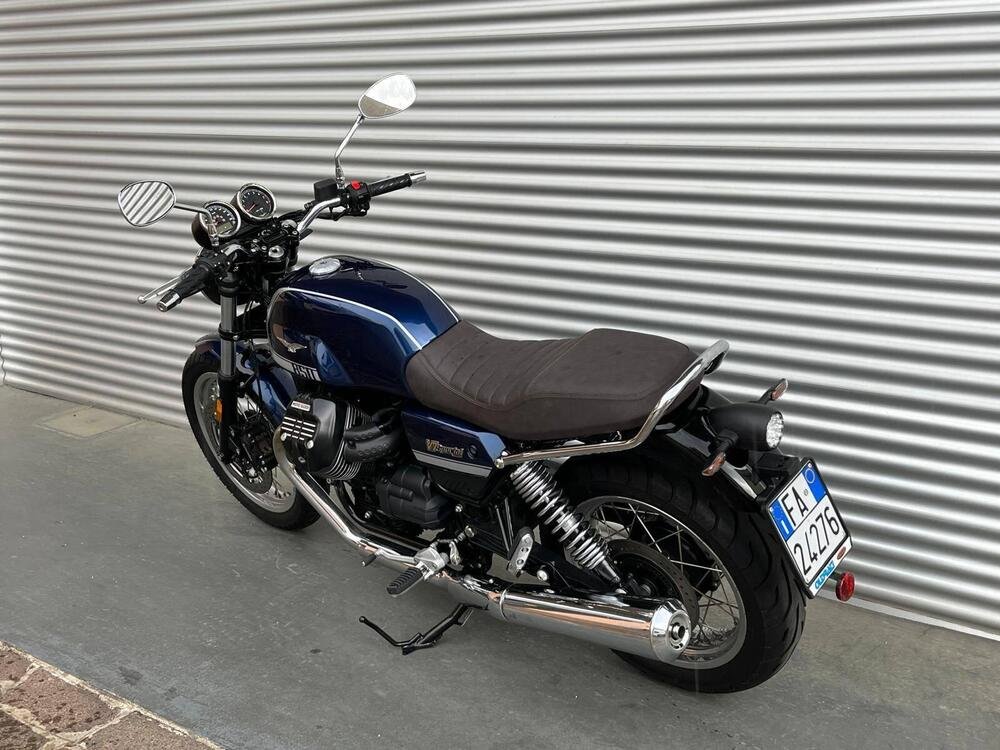 Moto Guzzi V7 Special (2021 - 24) (5)