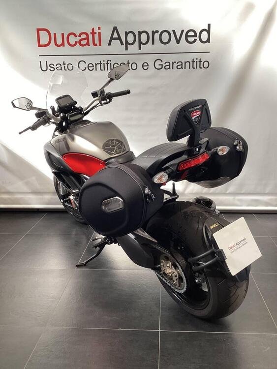 Ducati Diavel 1200 Strada (2010 - 14) (5)
