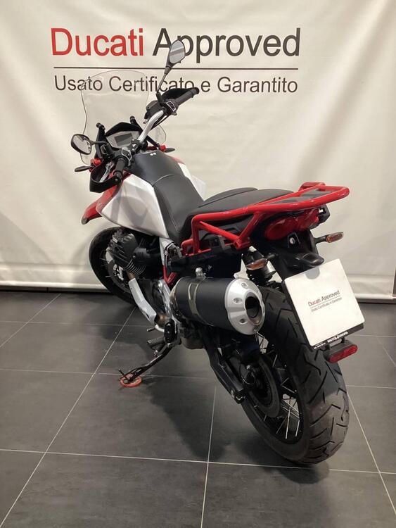 Moto Guzzi V85 TT (2021 - 23) (4)