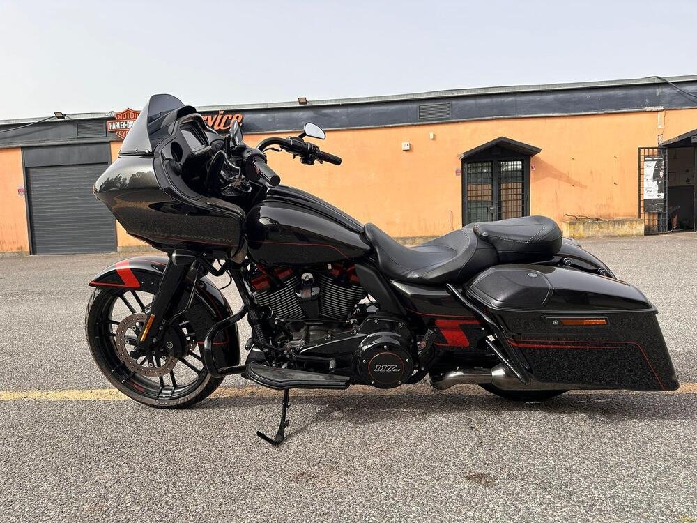 Harley-Davidson 117 Road Glide (2018 - 19) - FLTRXSE (4)