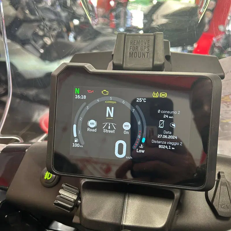 Husqvarna Norden 901 (2022 - 26) (4)