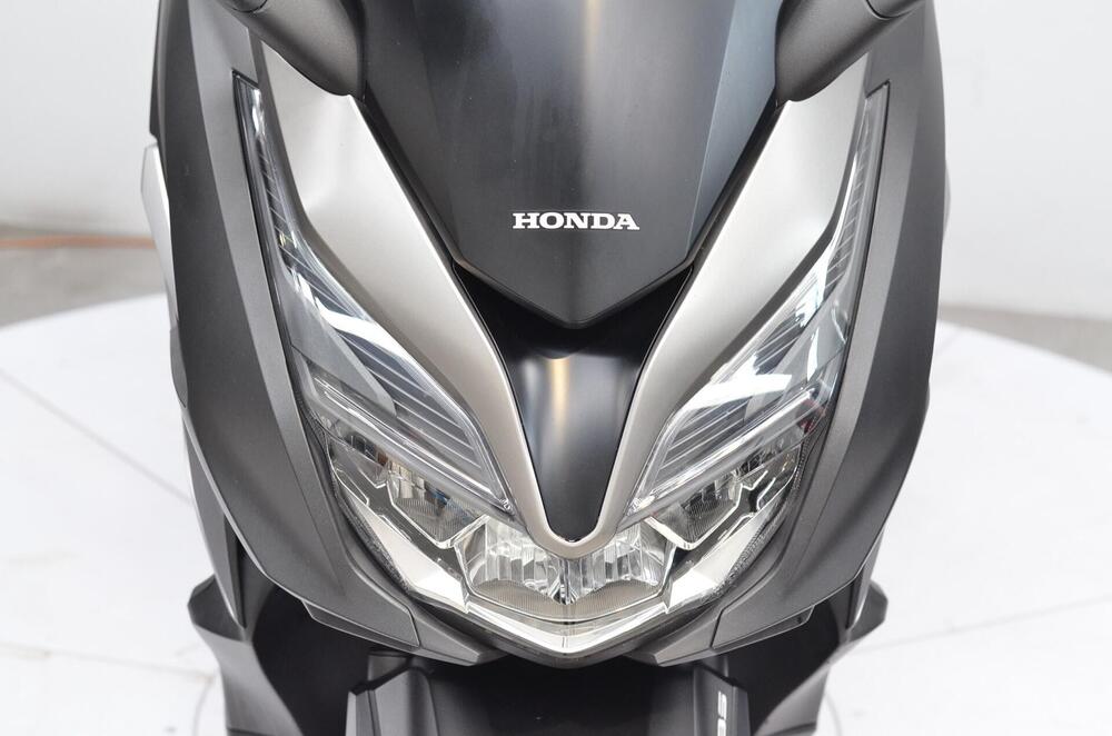 Honda Forza 350 (2022) (5)