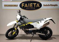 Husqvarna 701 Supermoto (2022) usata