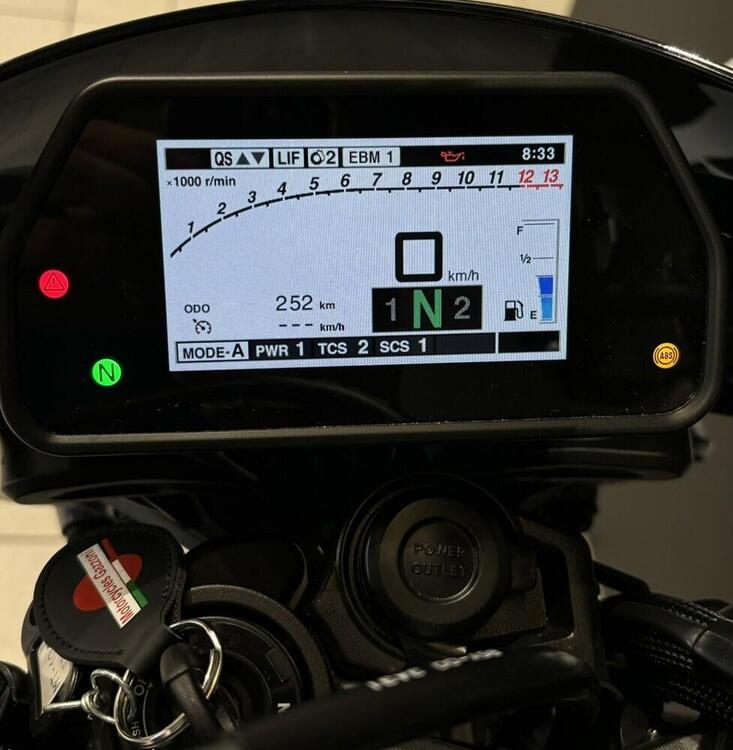 Yamaha MT-10 (2022 - 24) (4)