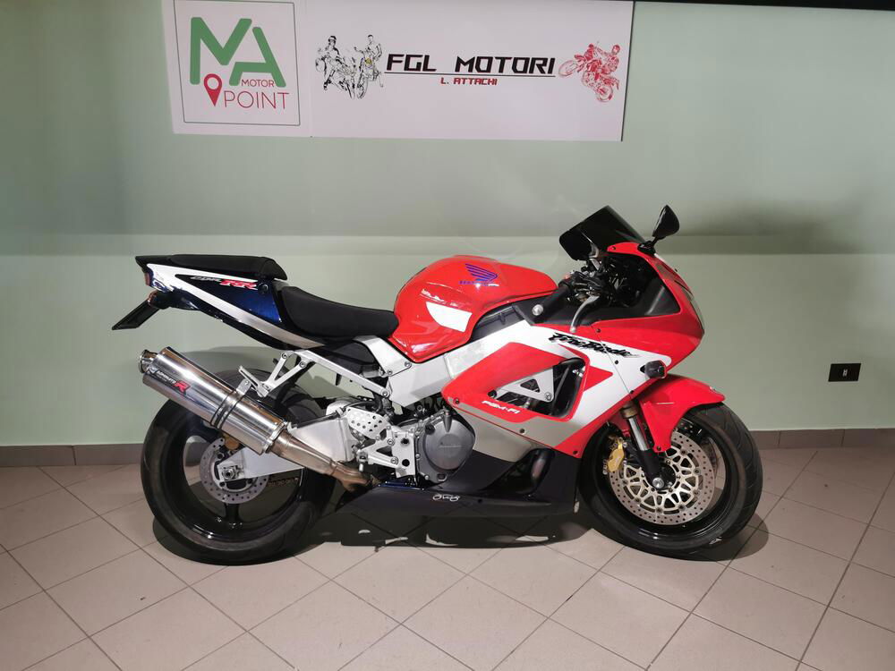 Honda CBR 900 RR Fireblade (2000 - 01) (3)