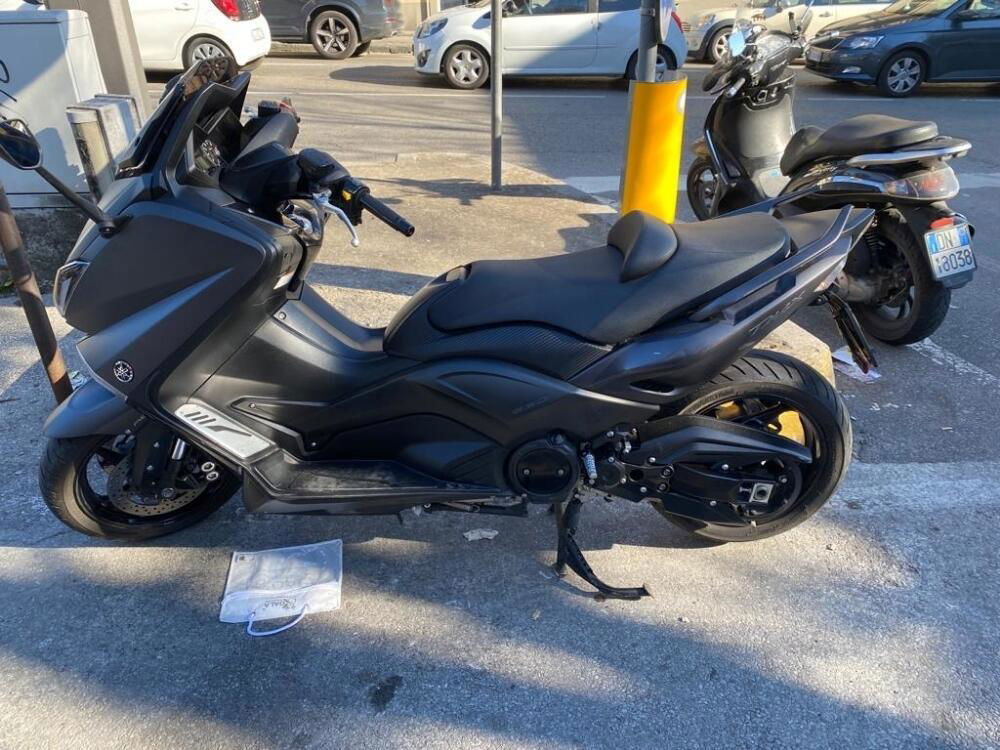 Yamaha T-Max 530 Iron Max ABS (2014 - 17)