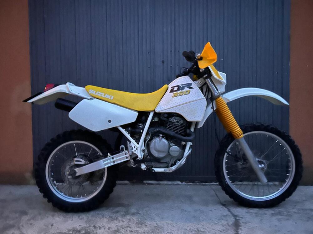 Suzuki DR 350 dk 41 A