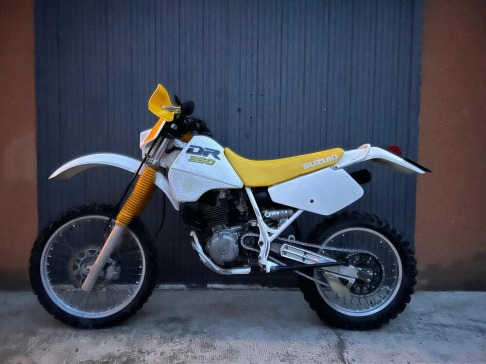 Suzuki DR 350 dk 41 A (2)