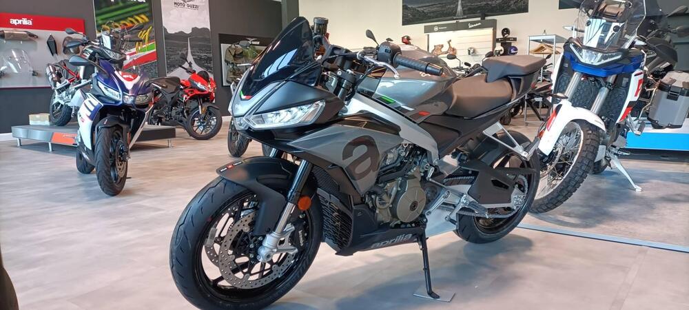 Aprilia Tuono 660 (2021 - 24) (2)