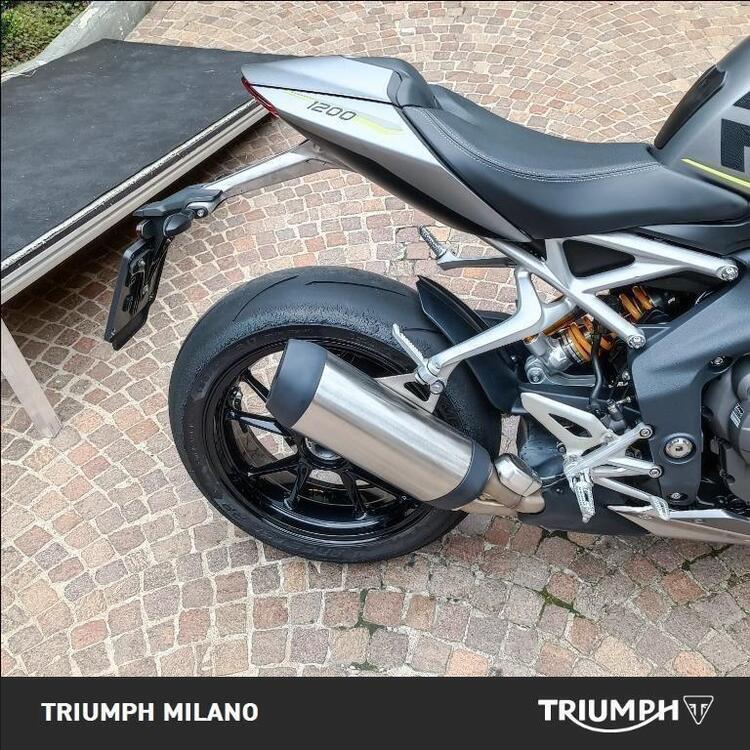 Triumph Speed Triple 1200 RS (2021 - 24) (2)